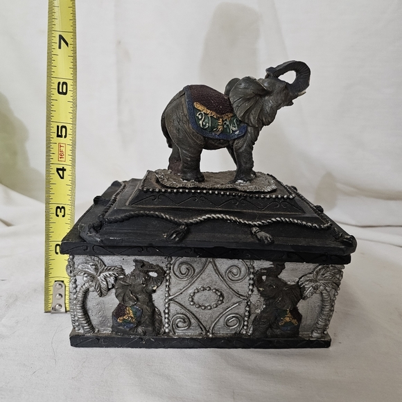 Handpainted Elephant Trinket Jewelry Keepsake Box Resin 6"x4" Eastern Decor - Picture 3 of 6